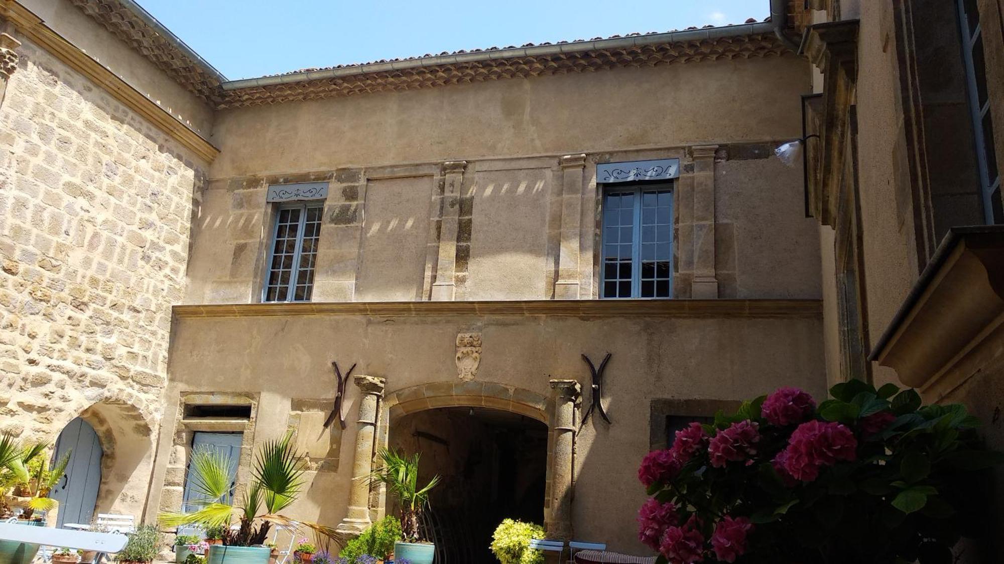 Chateau De Puicheric Bagian luar foto